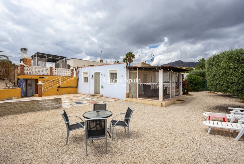 Revente - MAISON -
ALBATERA - Inland