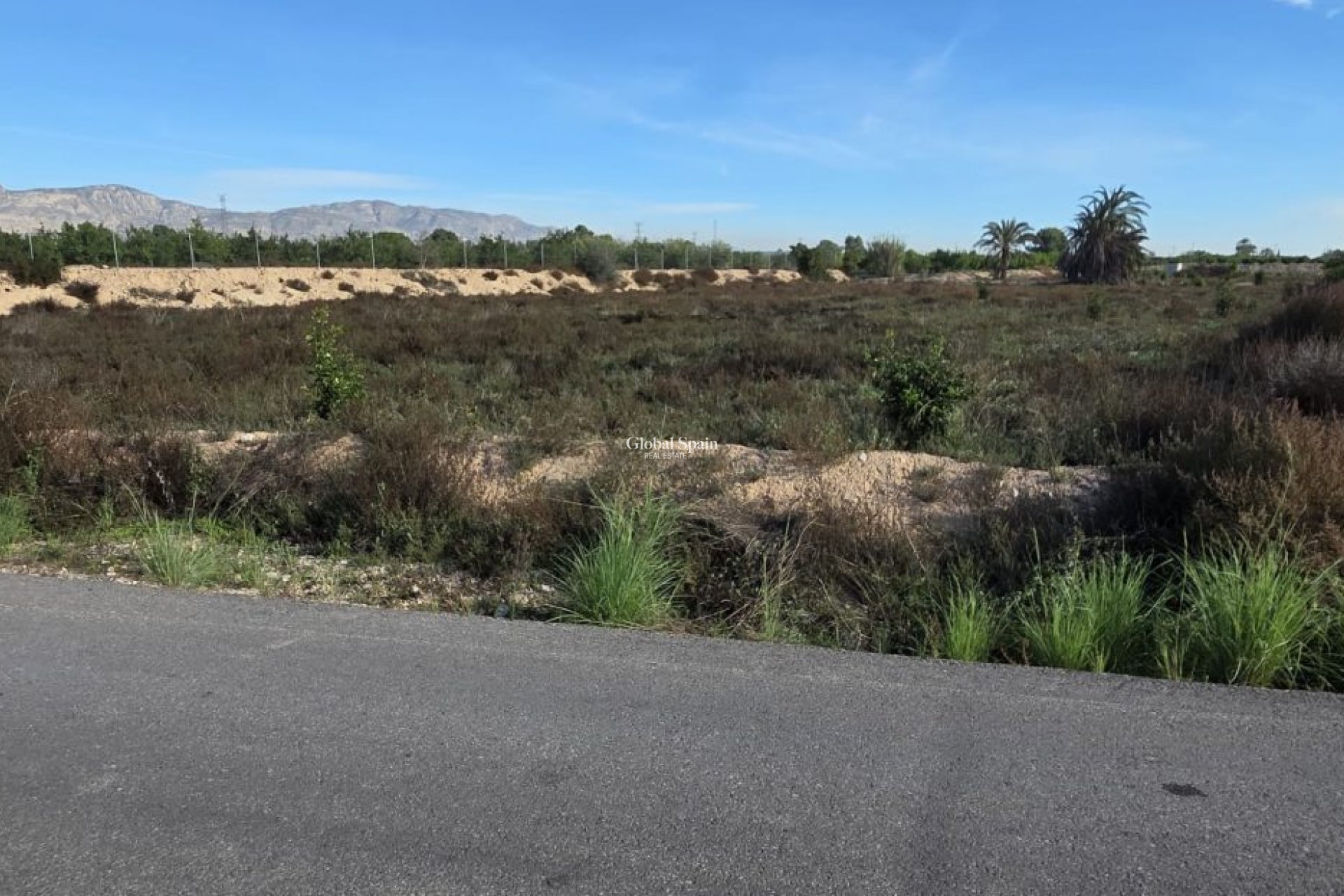 Revente - MAISON -
ALBATERA - Inland