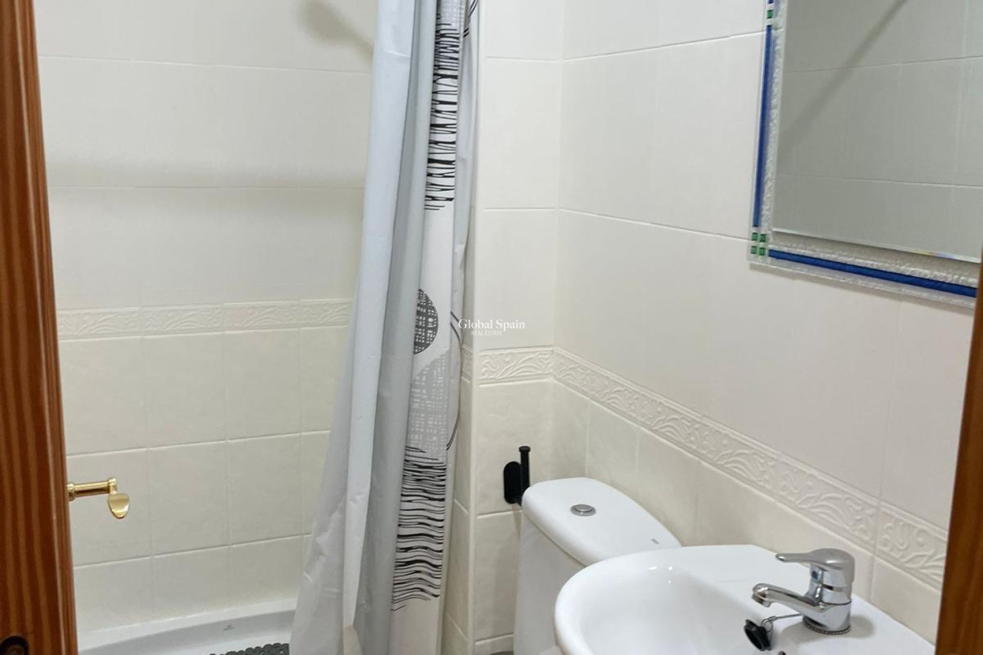 Revente - MAISON -
ALBATERA