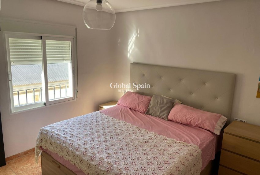 Revente - MAISON -
ALBATERA