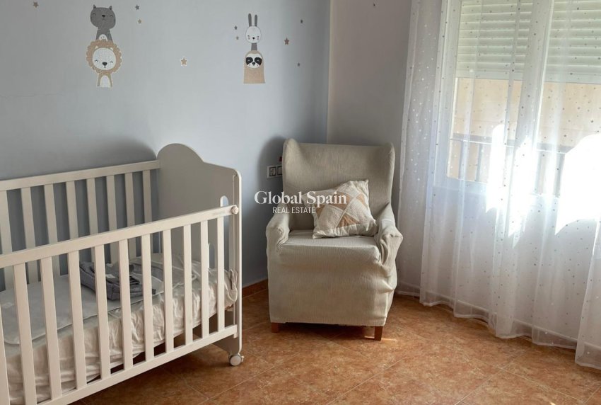 Revente - MAISON -
ALBATERA