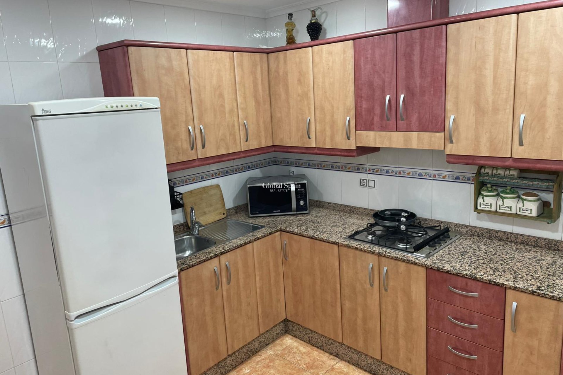 Revente - MAISON -
ALBATERA