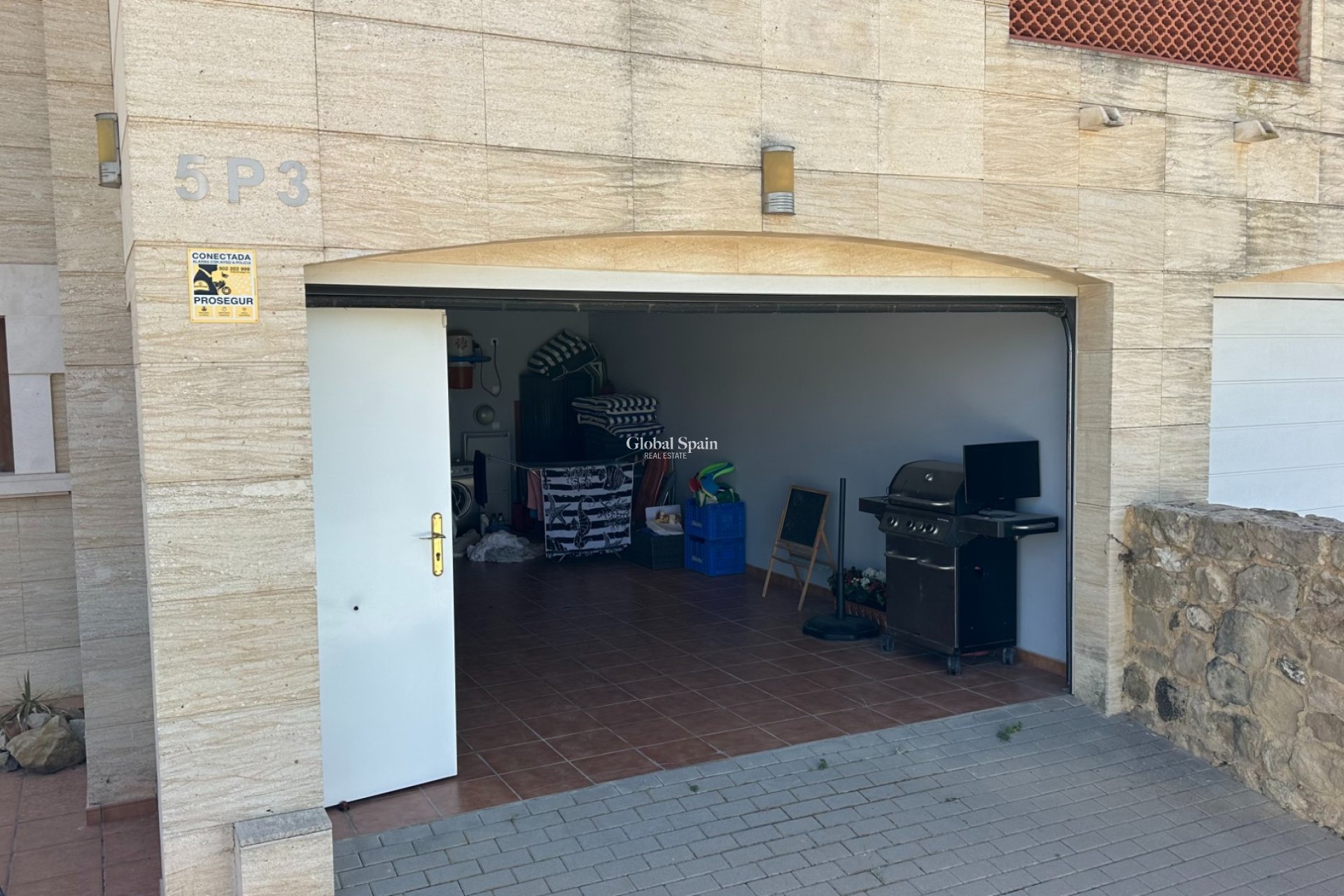 Revente - MAISON -
ALGORFA - Inland