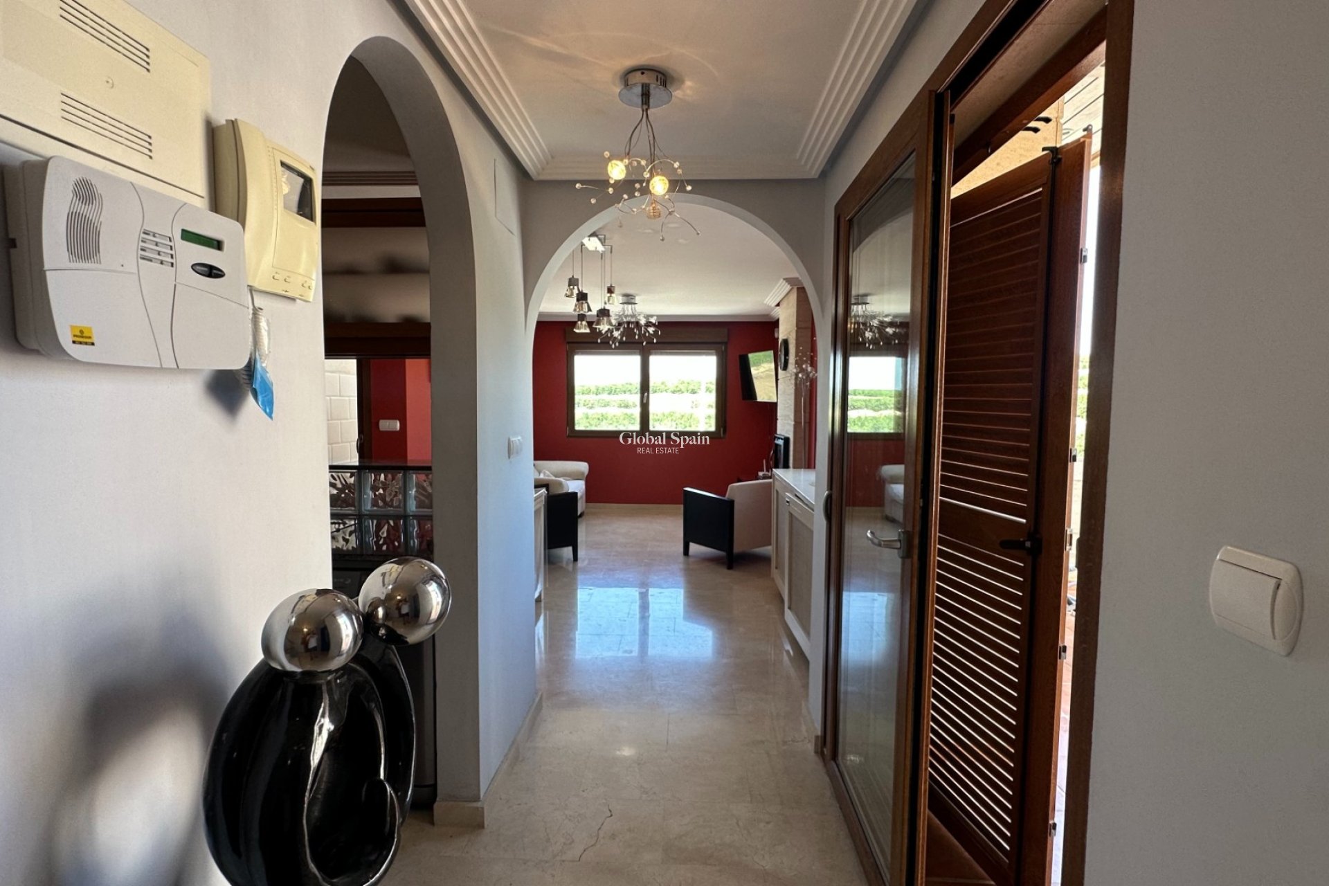 Revente - MAISON -
ALGORFA - Inland