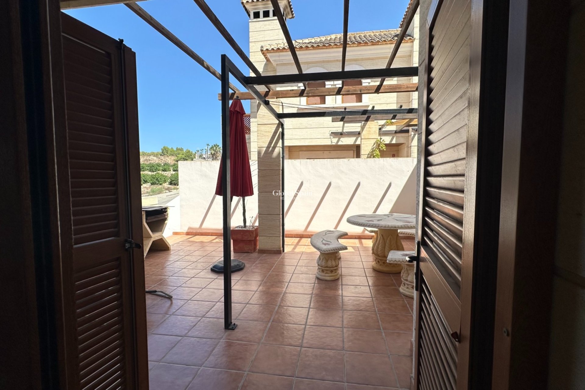 Revente - MAISON -
ALGORFA - Inland