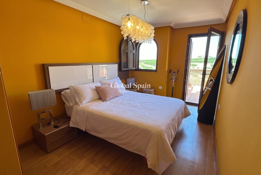 Revente - MAISON -
ALGORFA - Inland