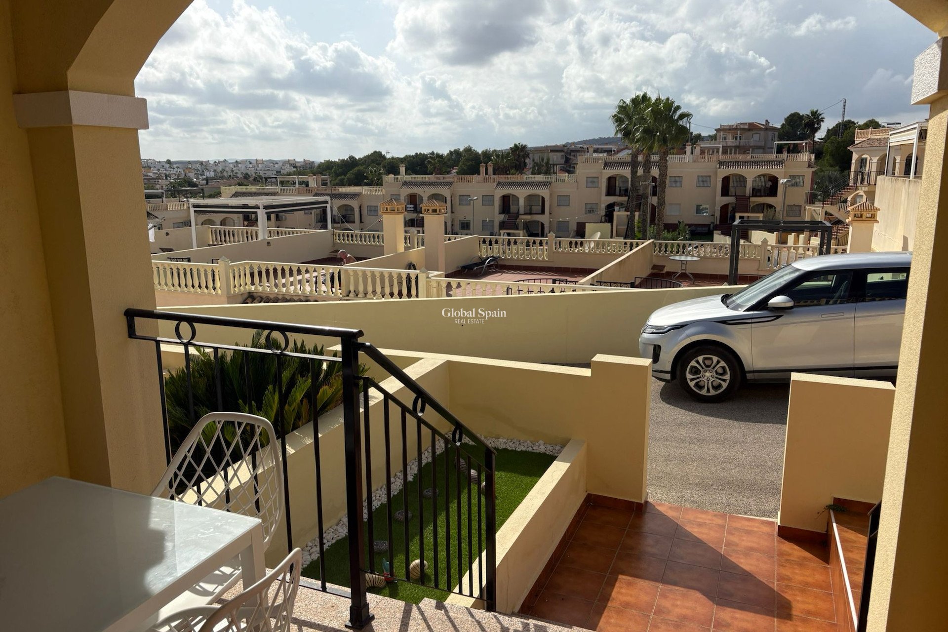 Revente - Maison -
ALGORFA