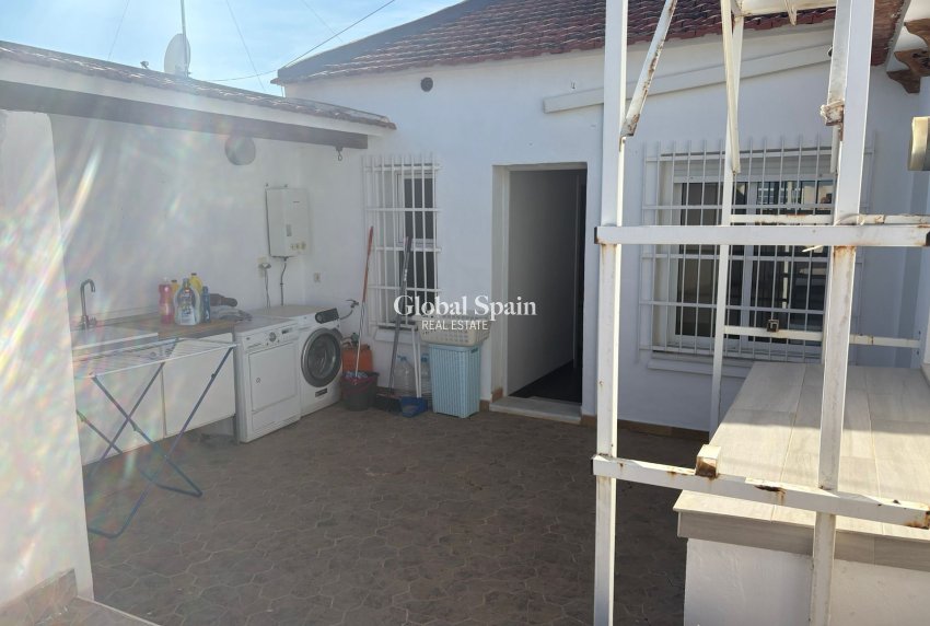 Revente - Maison -
ALGORFA