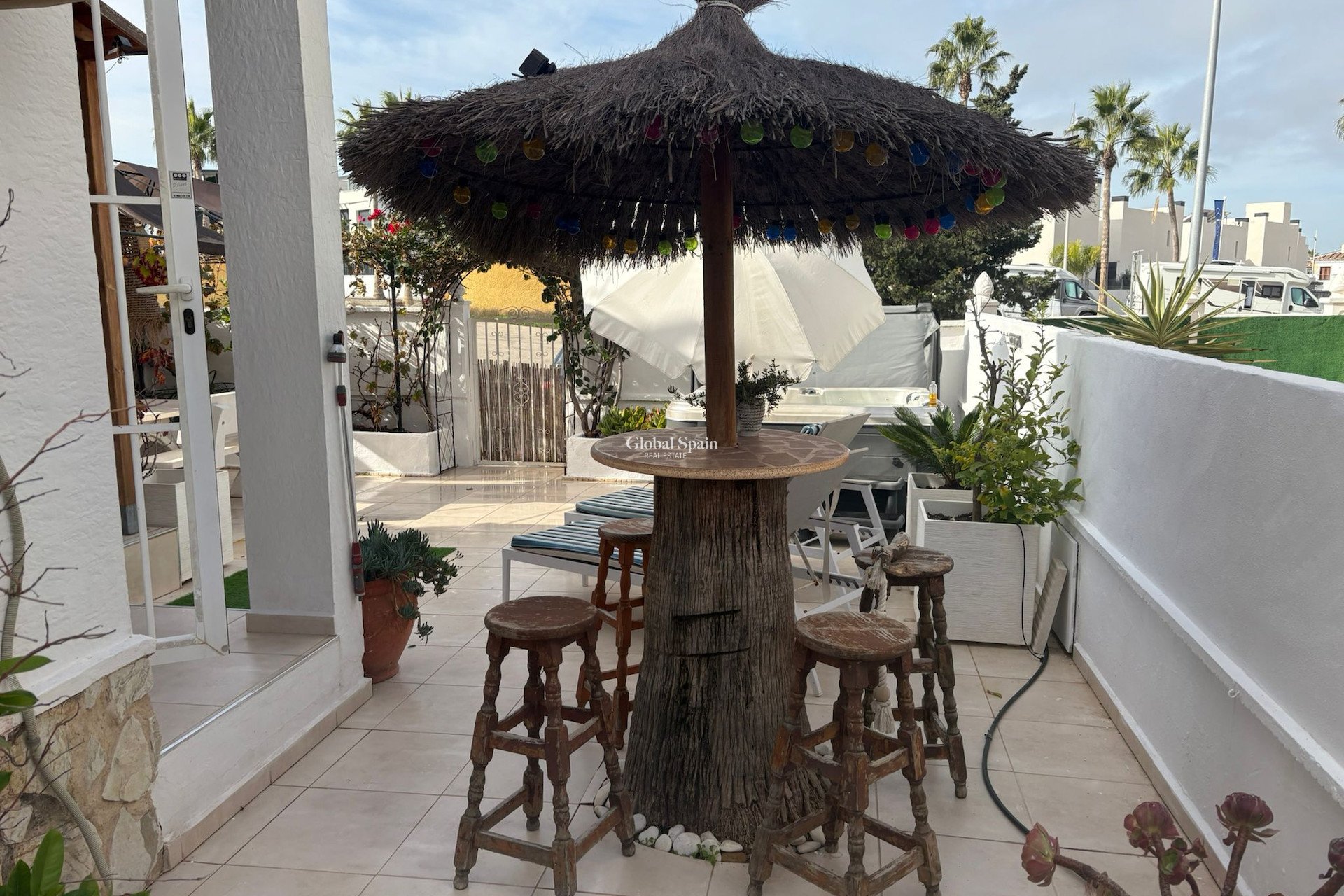 Revente - MAISON -
ALGORFA