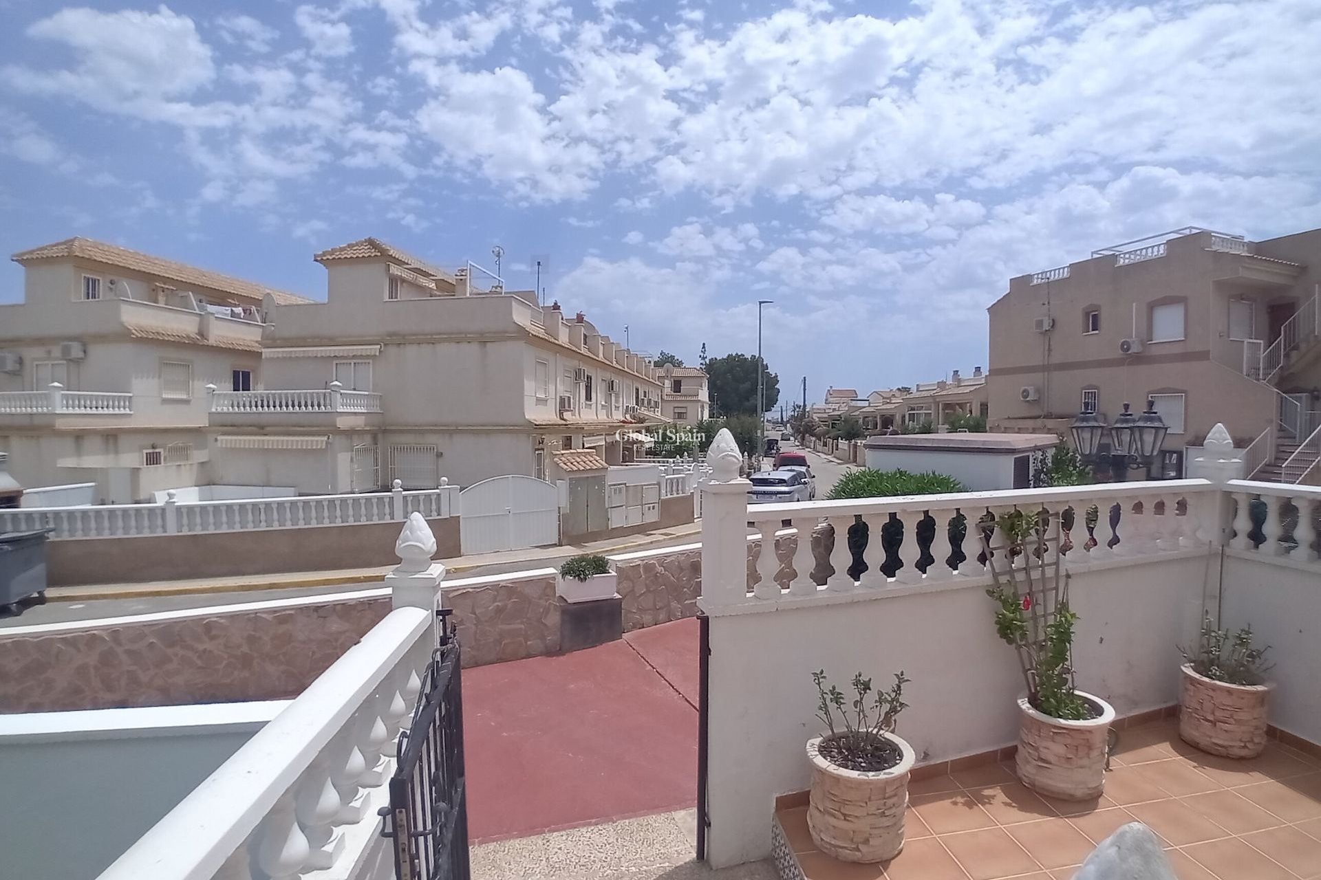 Revente - Maison -
ALGORFA