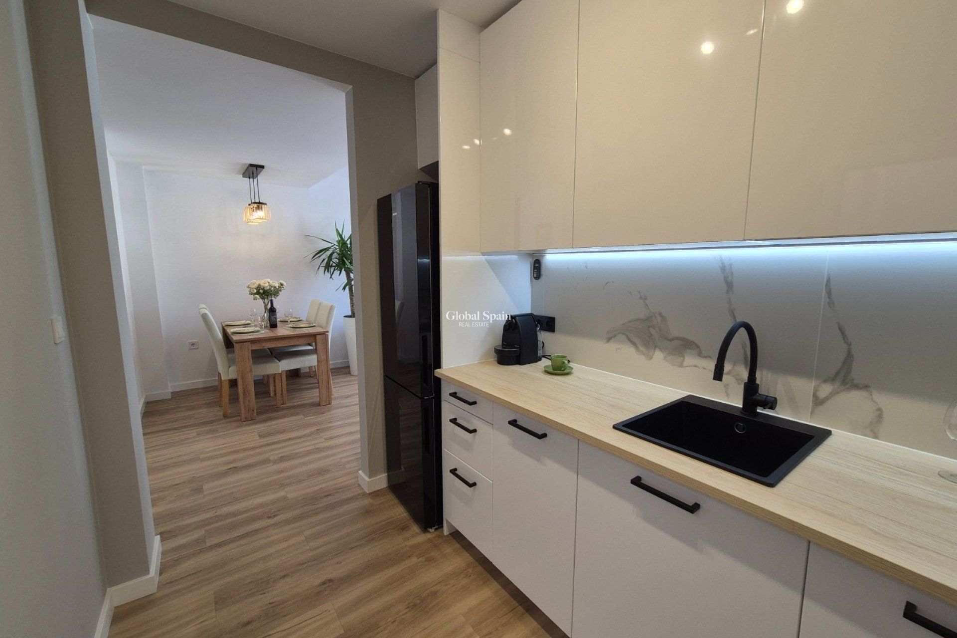 Revente - MAISON -
ALICANTE - La Florida