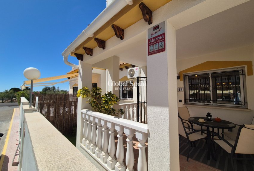 Revente - MAISON -
ALICANTE - La Florida