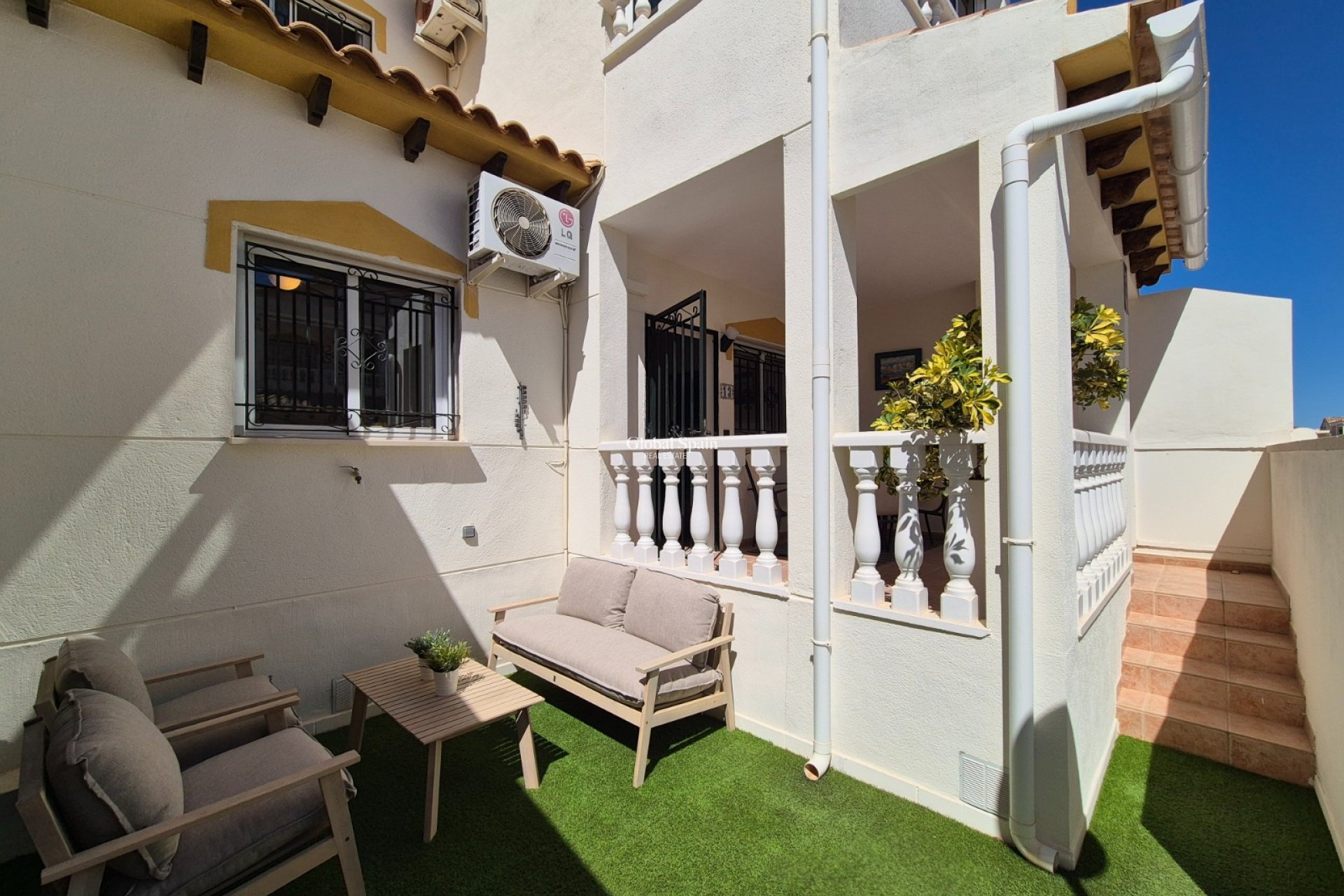 Revente - MAISON -
ALICANTE - La Florida