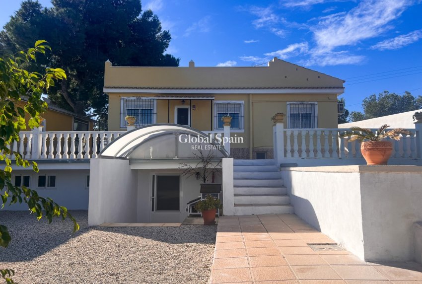 Revente - MAISON -
ALICANTE - Moralet - Cañada del Fenollar