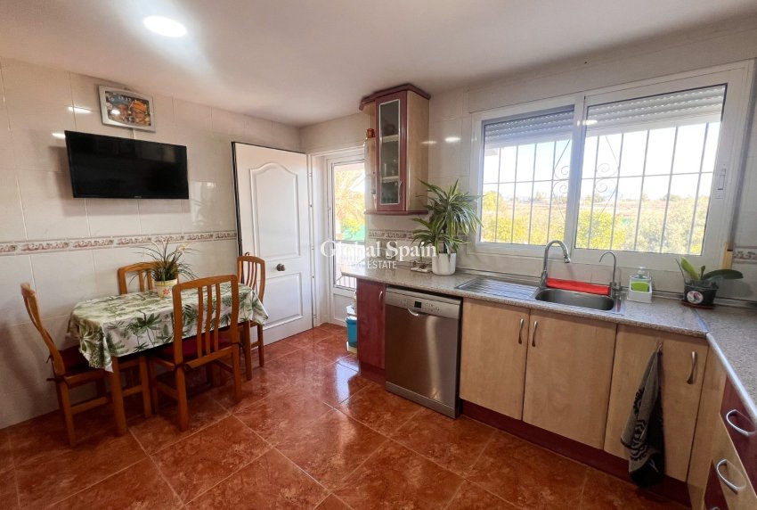 Revente - MAISON -
ALICANTE - Moralet - Cañada del Fenollar