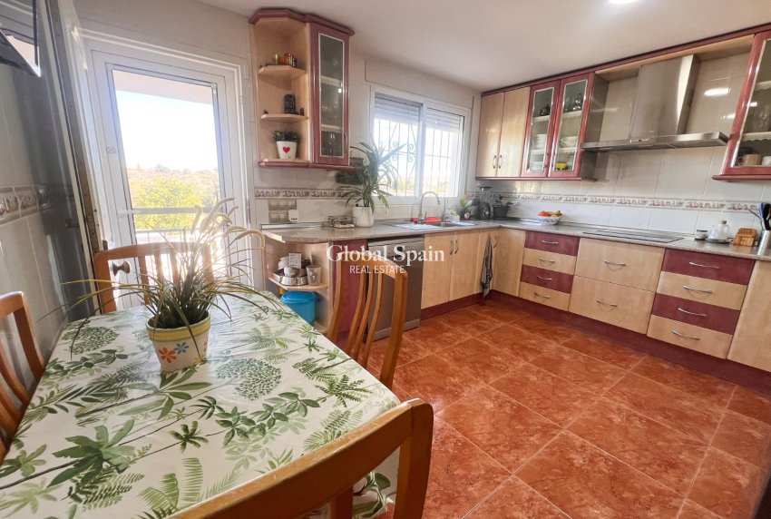 Revente - MAISON -
ALICANTE - Moralet - Cañada del Fenollar