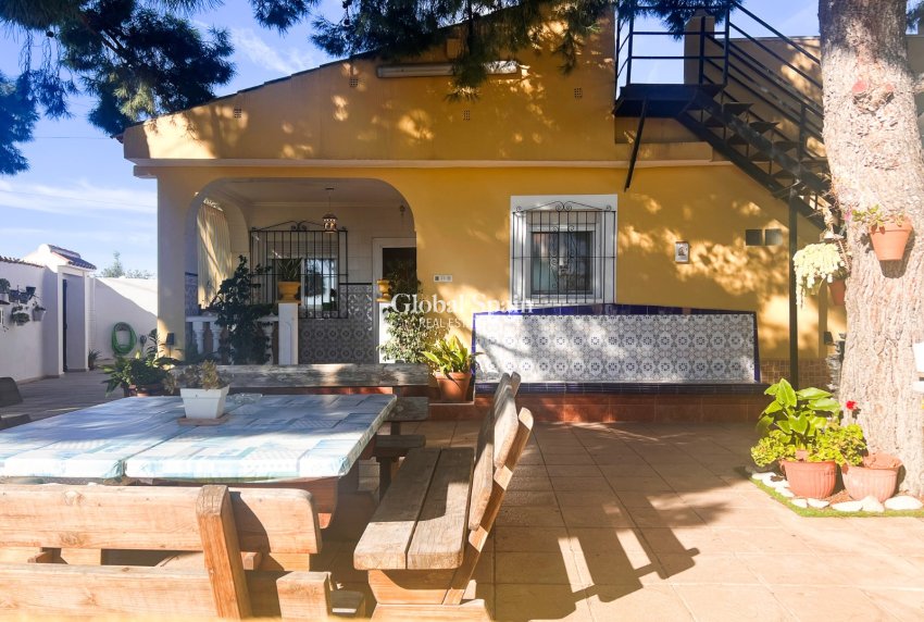 Revente - MAISON -
ALICANTE - Moralet - Cañada del Fenollar
