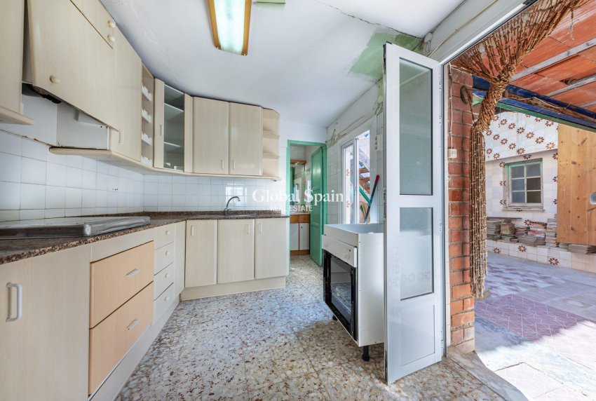 Revente - MAISON -
ALICANTE - San Agustín