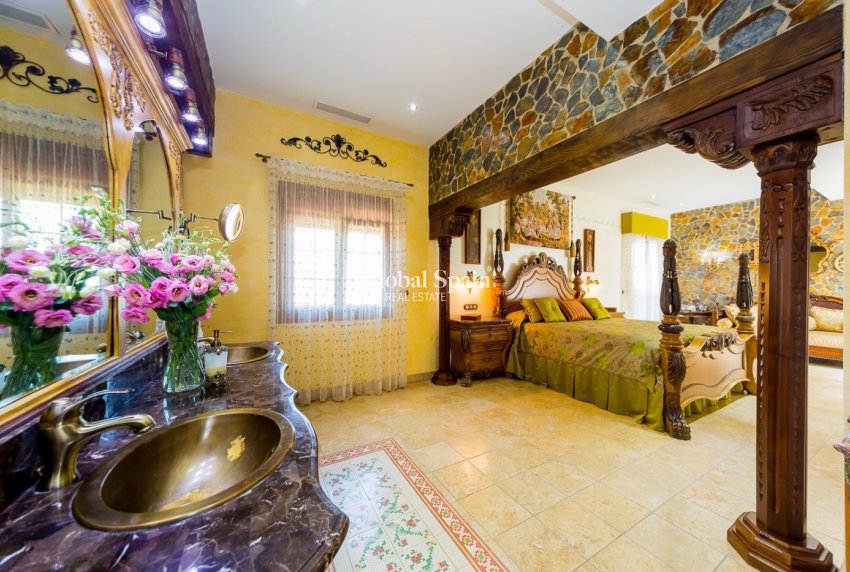 Revente - MAISON -
ALMORADÍ - Camino De Catral