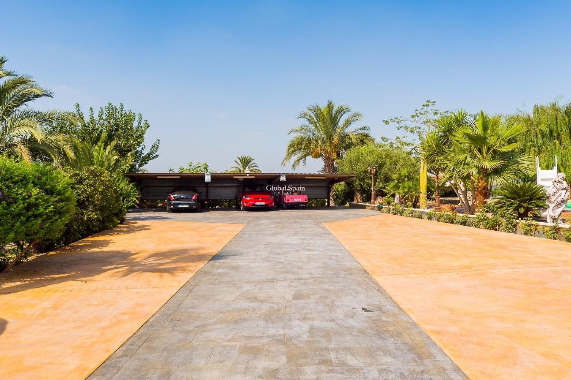 Revente - MAISON -
ALMORADÍ - Inland