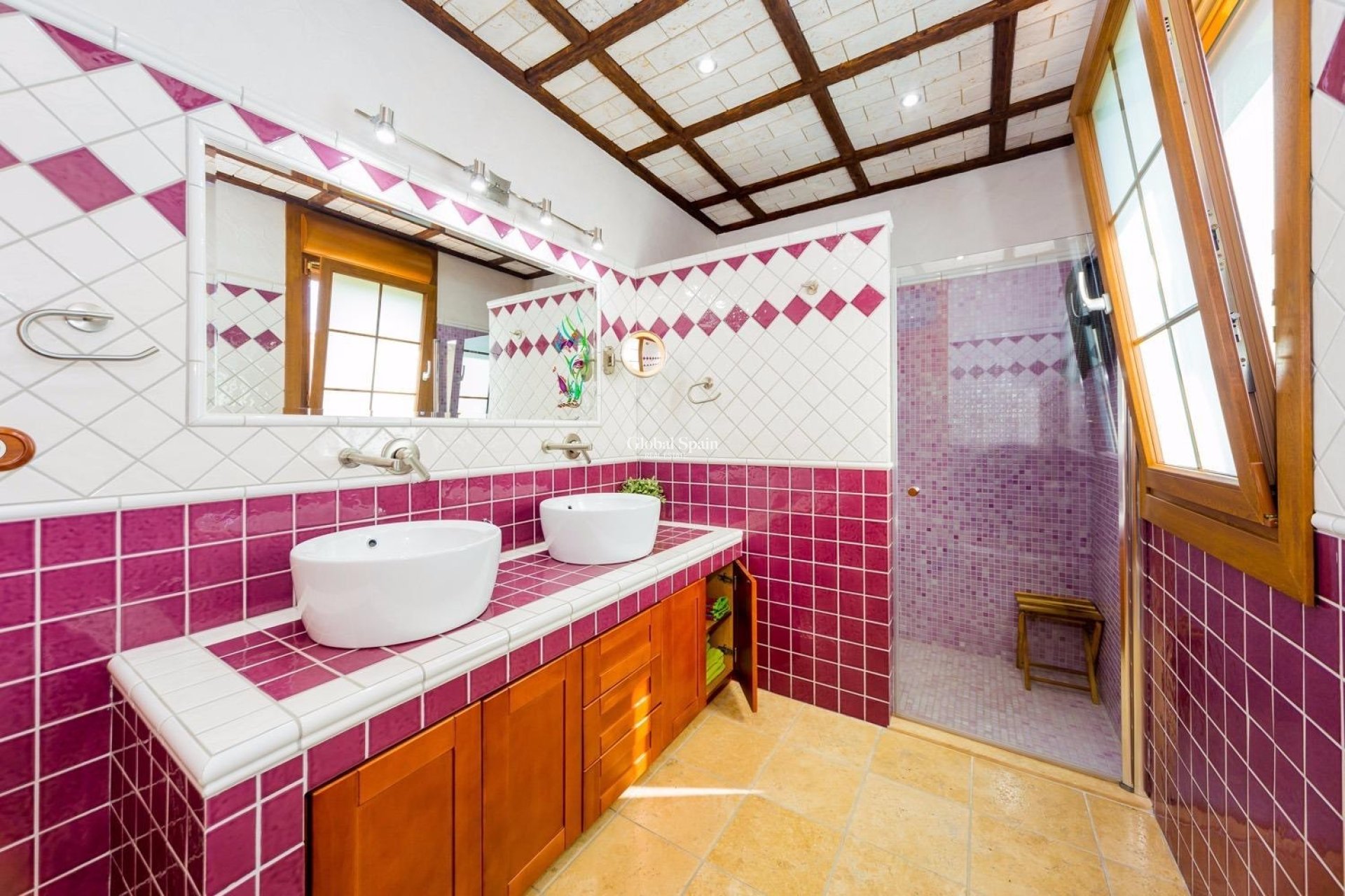 Revente - MAISON -
ALMORADÍ - Inland