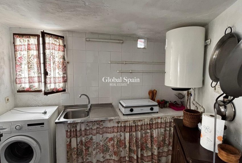 Revente - MAISON -
BENEJÚZAR - Comunidad Valenciana