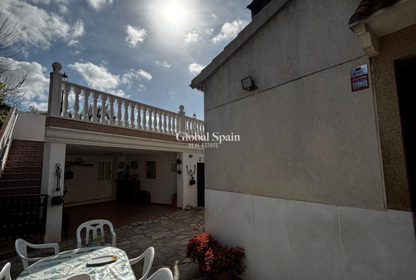 Revente - MAISON -
BENEJÚZAR - Comunidad Valenciana