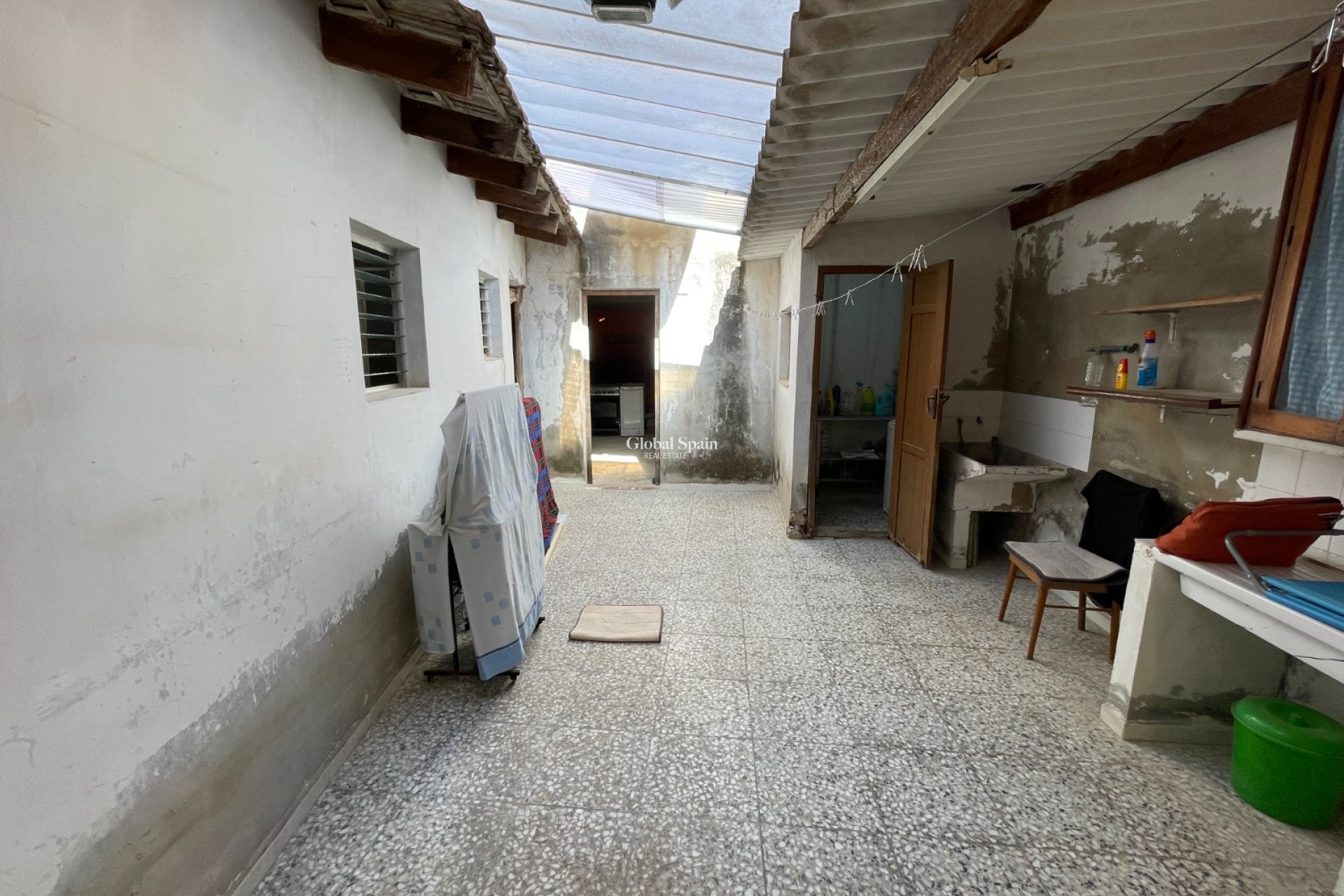 Revente - MAISON -
BENEJÚZAR - Inland