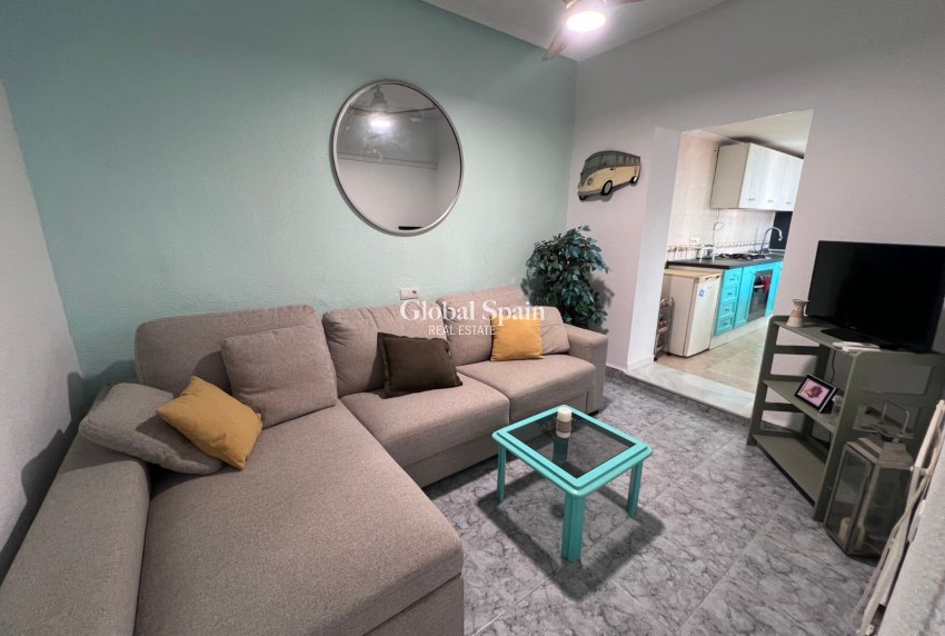 Revente - Maison -
Benejúzar