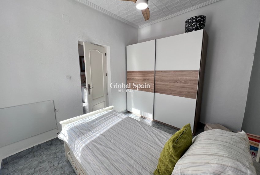 Revente - Maison -
Benejúzar