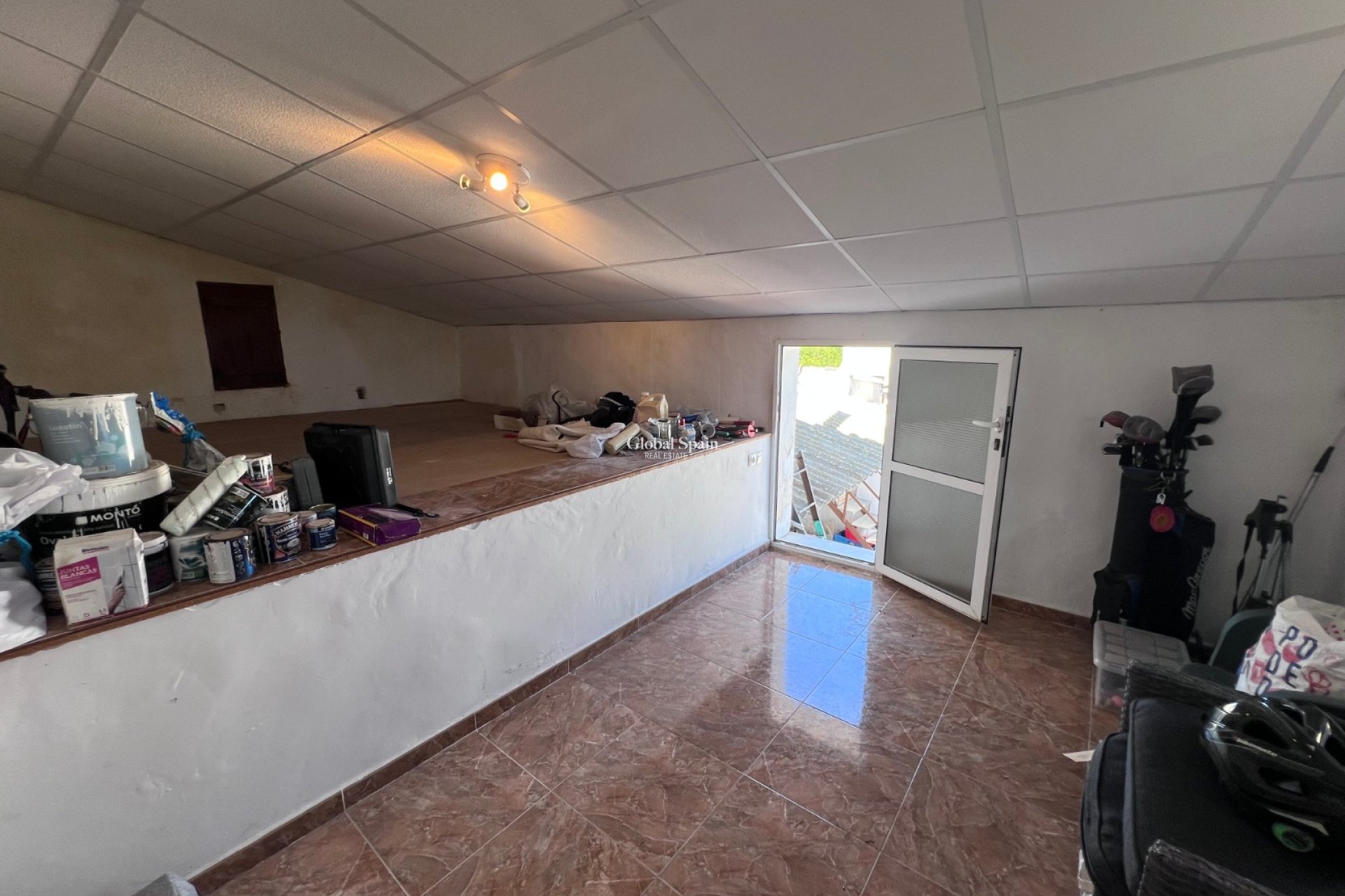 Revente - Maison -
Benejúzar