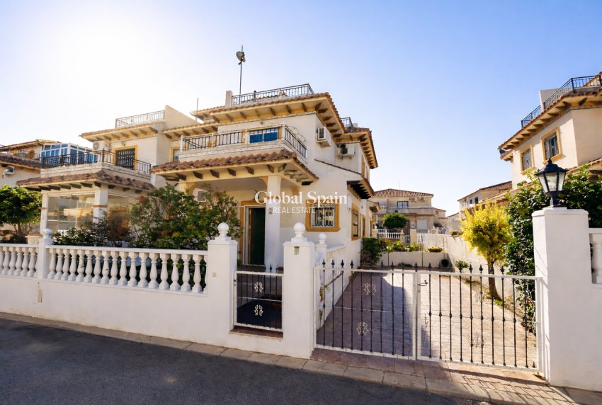 Revente - MAISON -
CABO ROIG - Costa Blanca