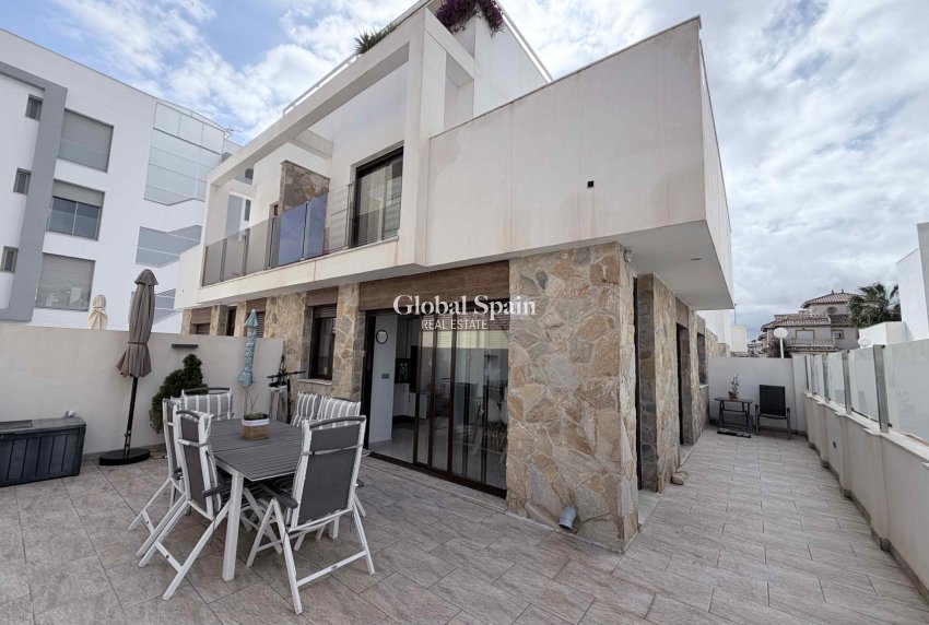 Revente - MAISON -
CABO ROIG - Costa Blanca