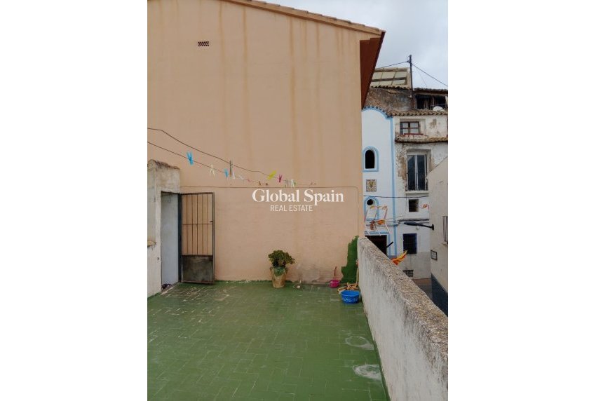 Revente - MAISON -
CALLOSA D'EN SARRIÀ - Callosa De Ensarrià