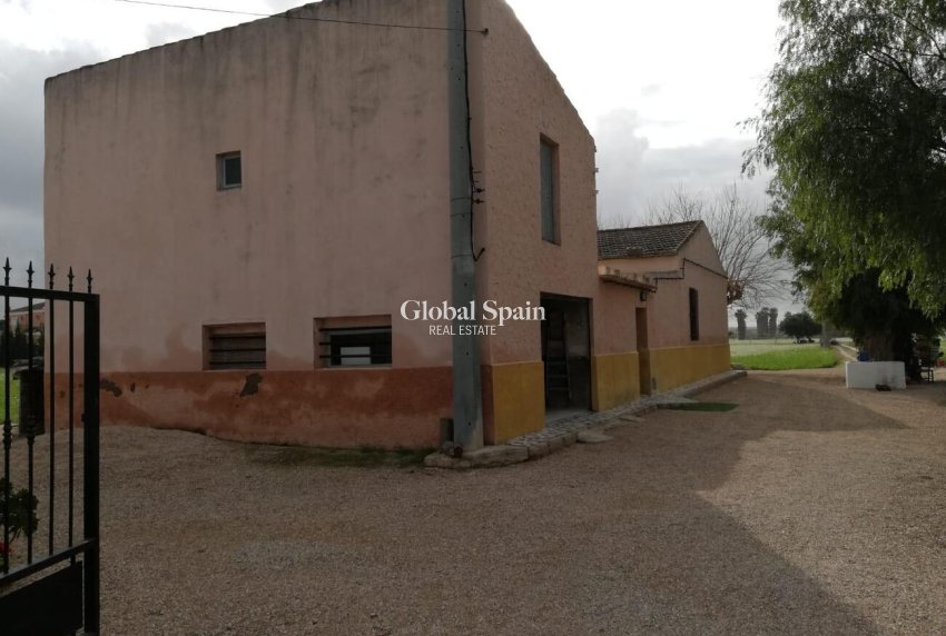 Revente - MAISON -
CALLOSA DEL SEGURA - Costa Blanca