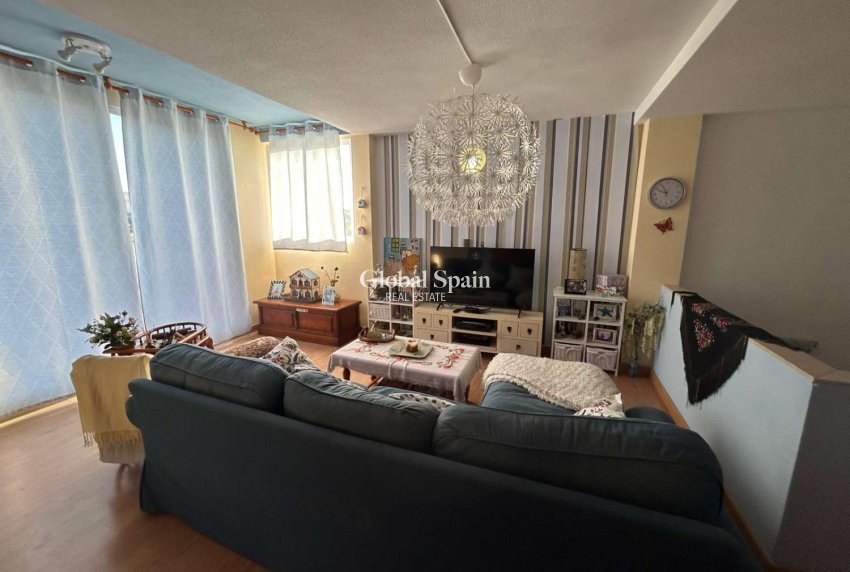 Revente - MAISON -
CALPE - Costa Blanca