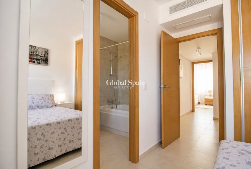 Revente - MAISON -
CALPE - Zona Puerto Blanco - Maryvilla