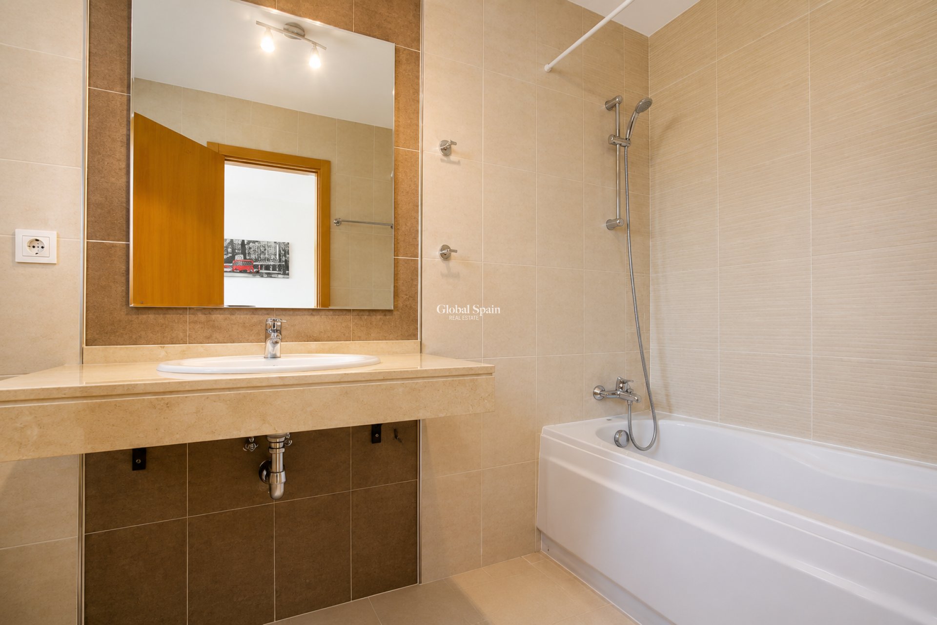 Revente - MAISON -
CALPE - Zona Puerto Blanco - Maryvilla