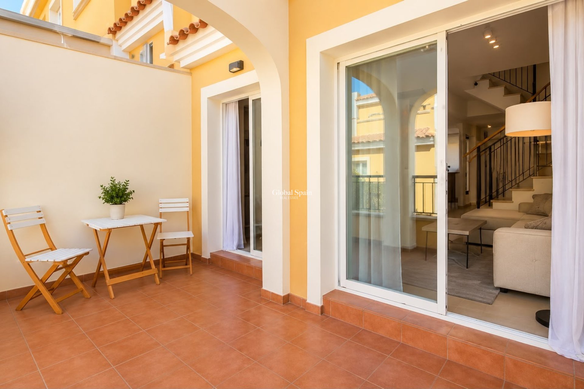 Revente - MAISON -
CALPE - Zona Puerto Blanco - Maryvilla