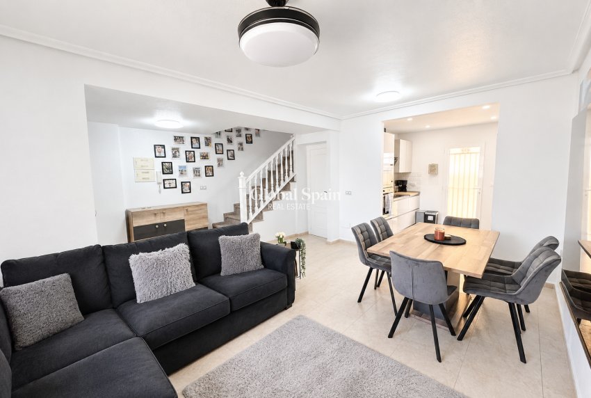 Revente - MAISON -
CAMPOAMOR - Costa Blanca
