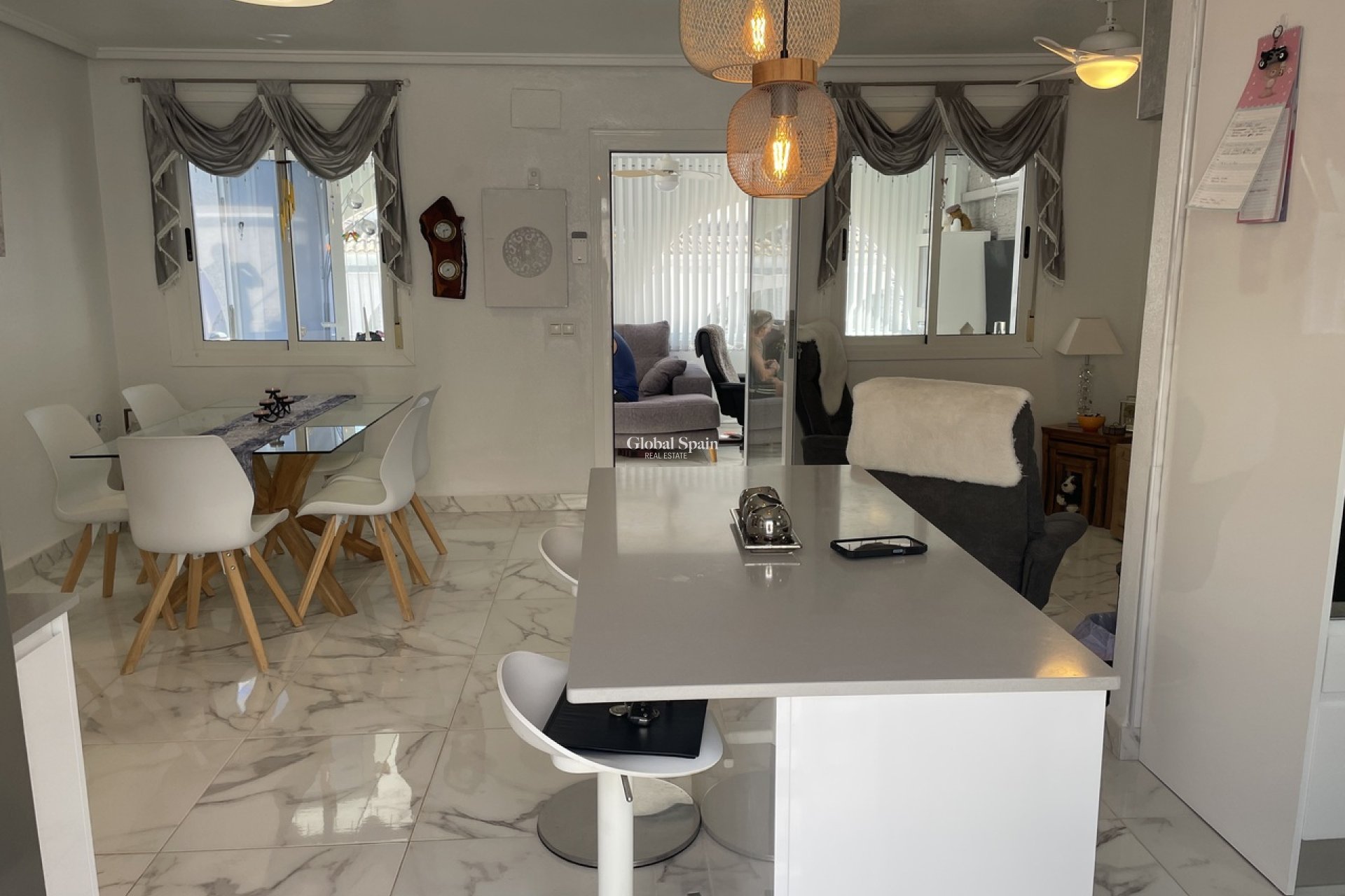 Revente - MAISON -
CAMPOSOL - Inland