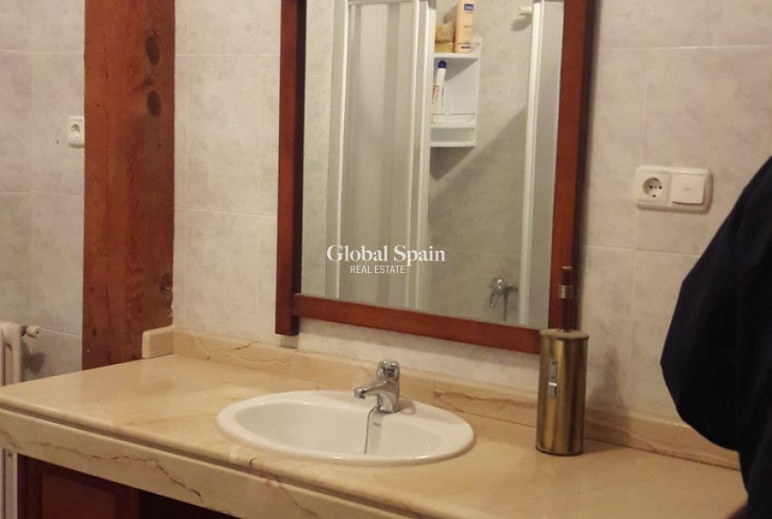 Revente - MAISON -
CARAVACA DE LA CRUZ - Inland