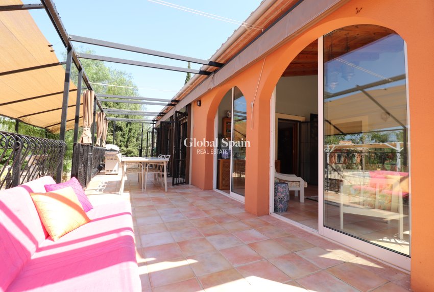 Revente - MAISON -
Catral - Catral - Country