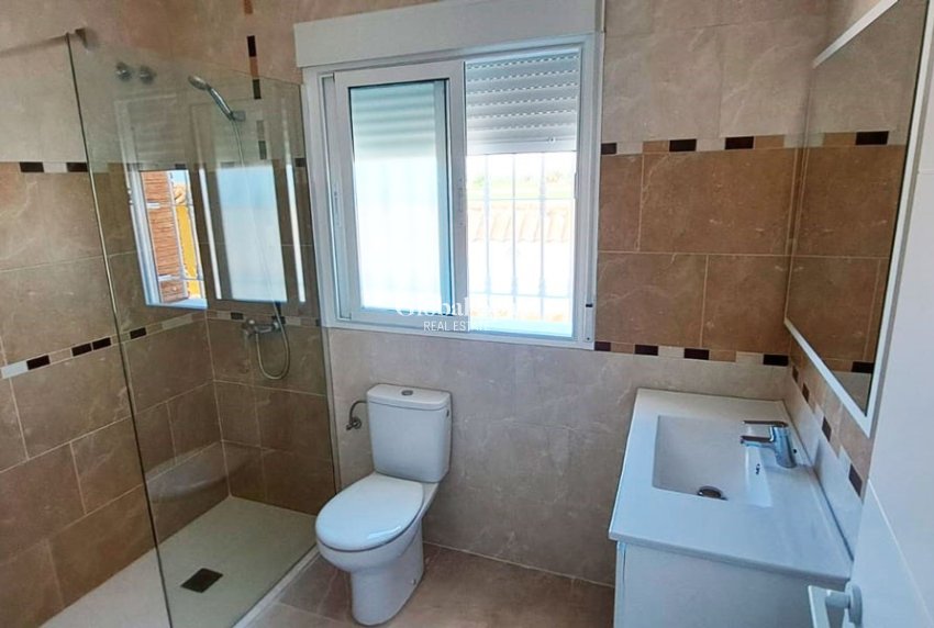 Revente - MAISON -
Catral - Catral - Country