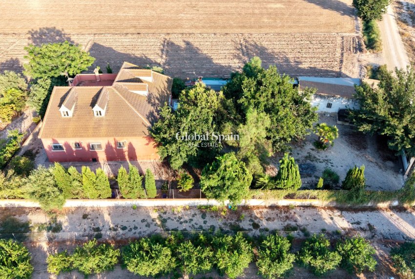 Revente - MAISON -
CATRAL - Costa Blanca