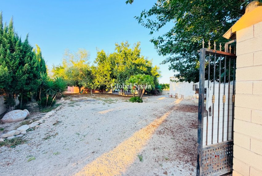 Revente - MAISON -
CATRAL - Costa Blanca