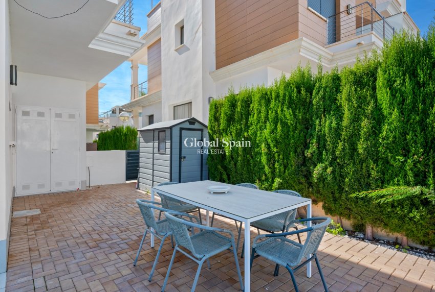 Revente - MAISON -
CIUDAD QUESADA