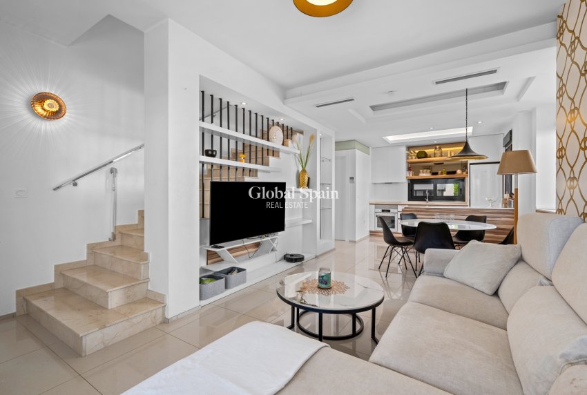 Revente - MAISON -
CIUDAD QUESADA