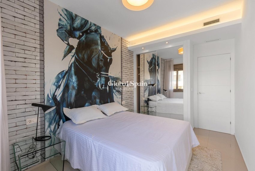 Revente - MAISON -
CIUDAD QUESADA