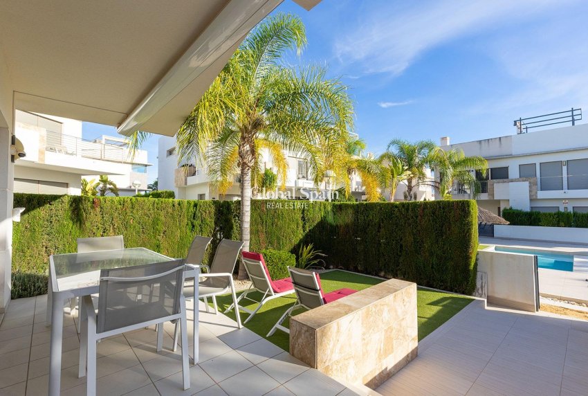 Revente - MAISON -
CIUDAD QUESADA